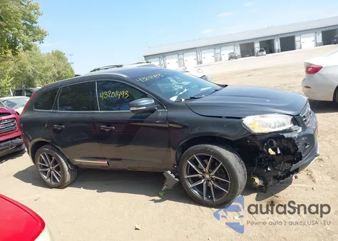 2015 Volvo Xc60 T5 Platinum из США, поврежденный, VIN YV440MDM1F2734081